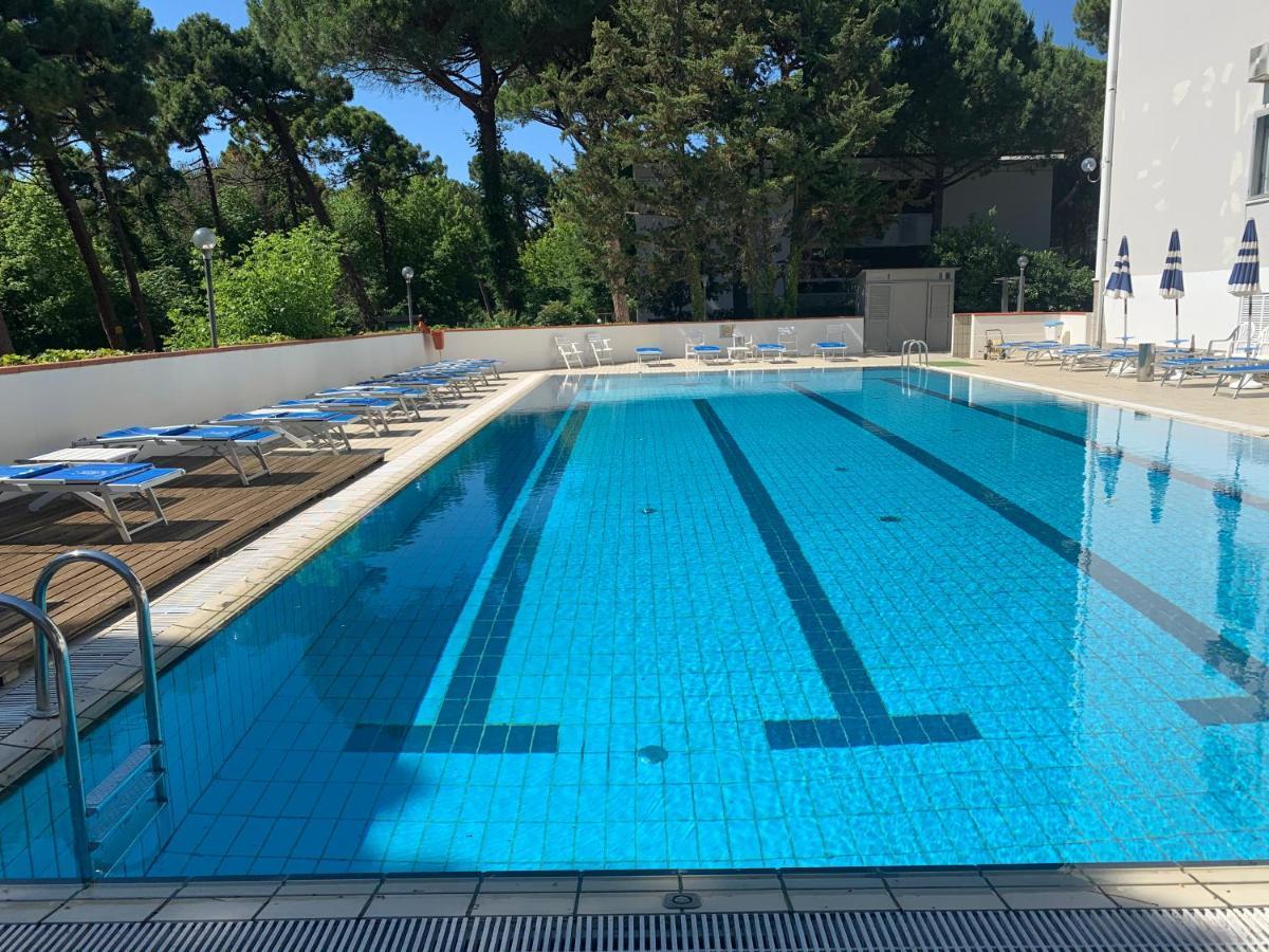 G&D Hotel Deanna Pool&Brunch Milano Marittima Luaran gambar