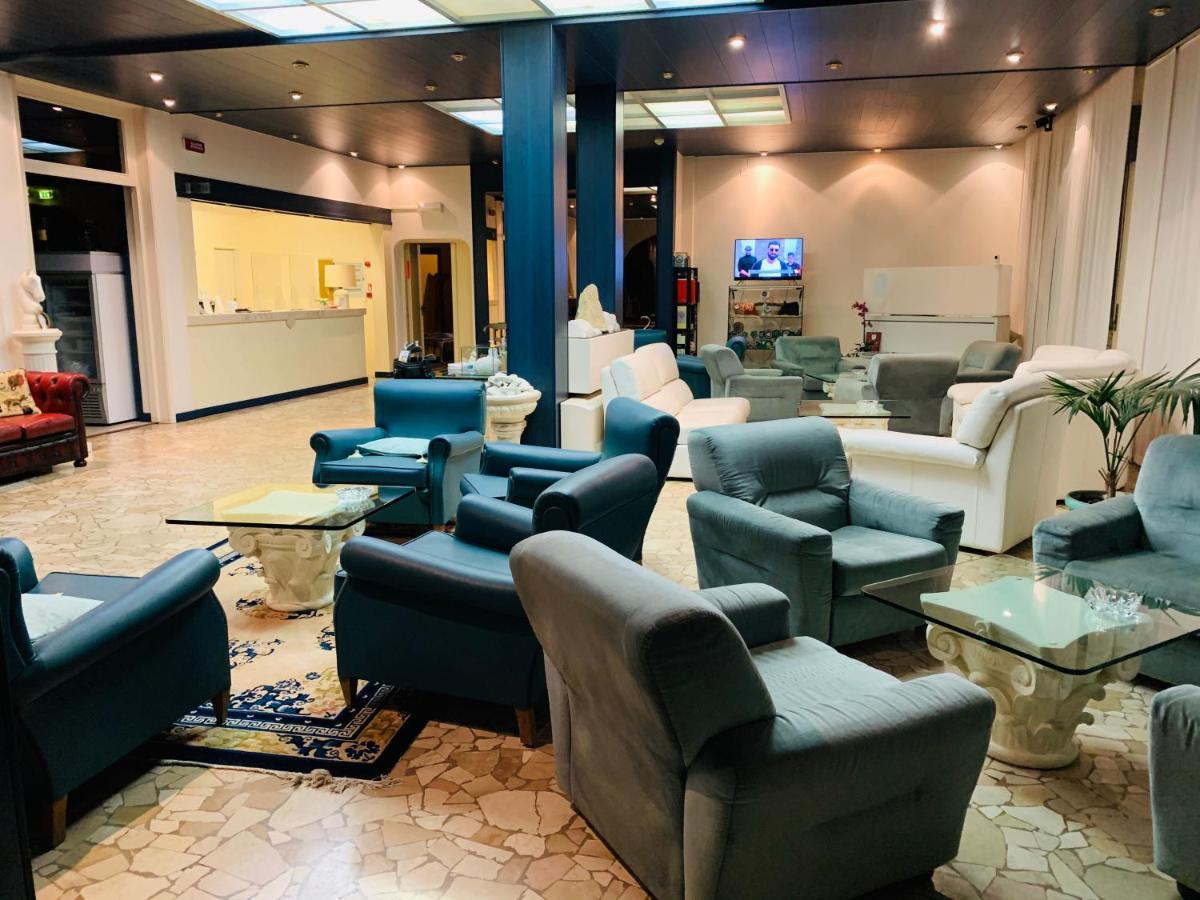 G&D Hotel Deanna Pool&Brunch Milano Marittima Luaran gambar