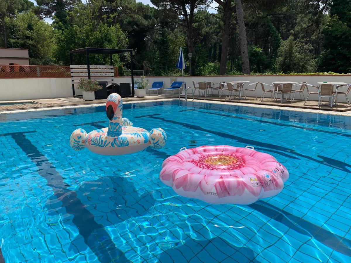G&D Hotel Deanna Pool&Brunch Milano Marittima Luaran gambar