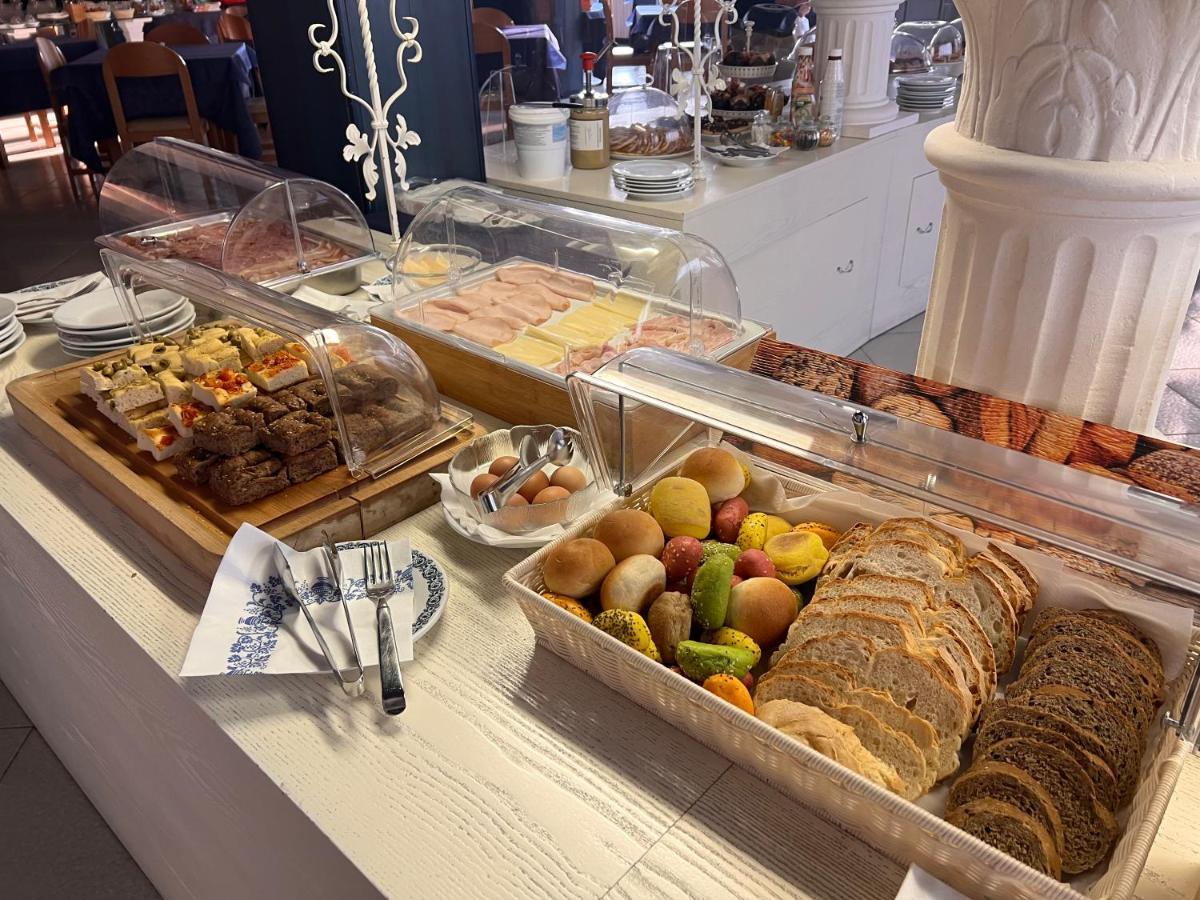 G&D Hotel Deanna Pool&Brunch Milano Marittima Luaran gambar