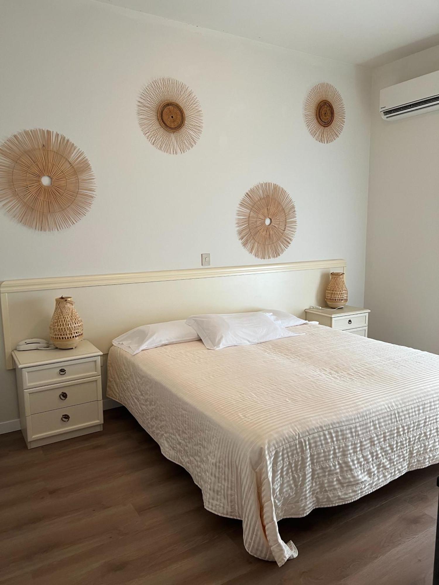 G&D Hotel Deanna Pool&Brunch Milano Marittima Bilik gambar