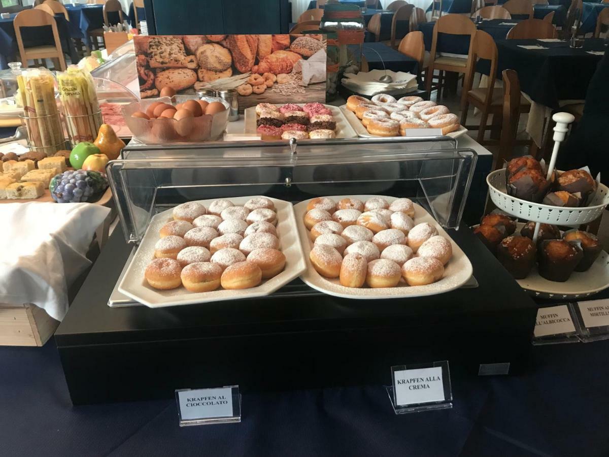 G&D Hotel Deanna Pool&Brunch Milano Marittima Luaran gambar